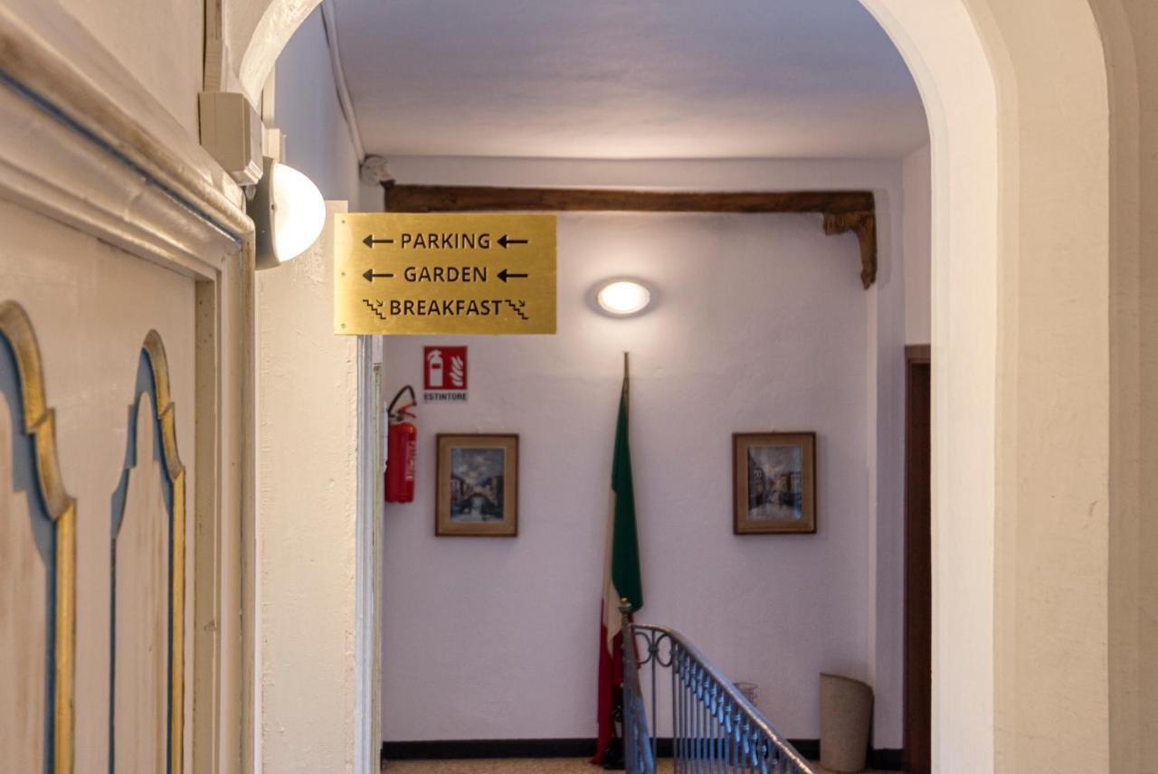 Palazzo Rivola Hotel Bergamo Exterior photo